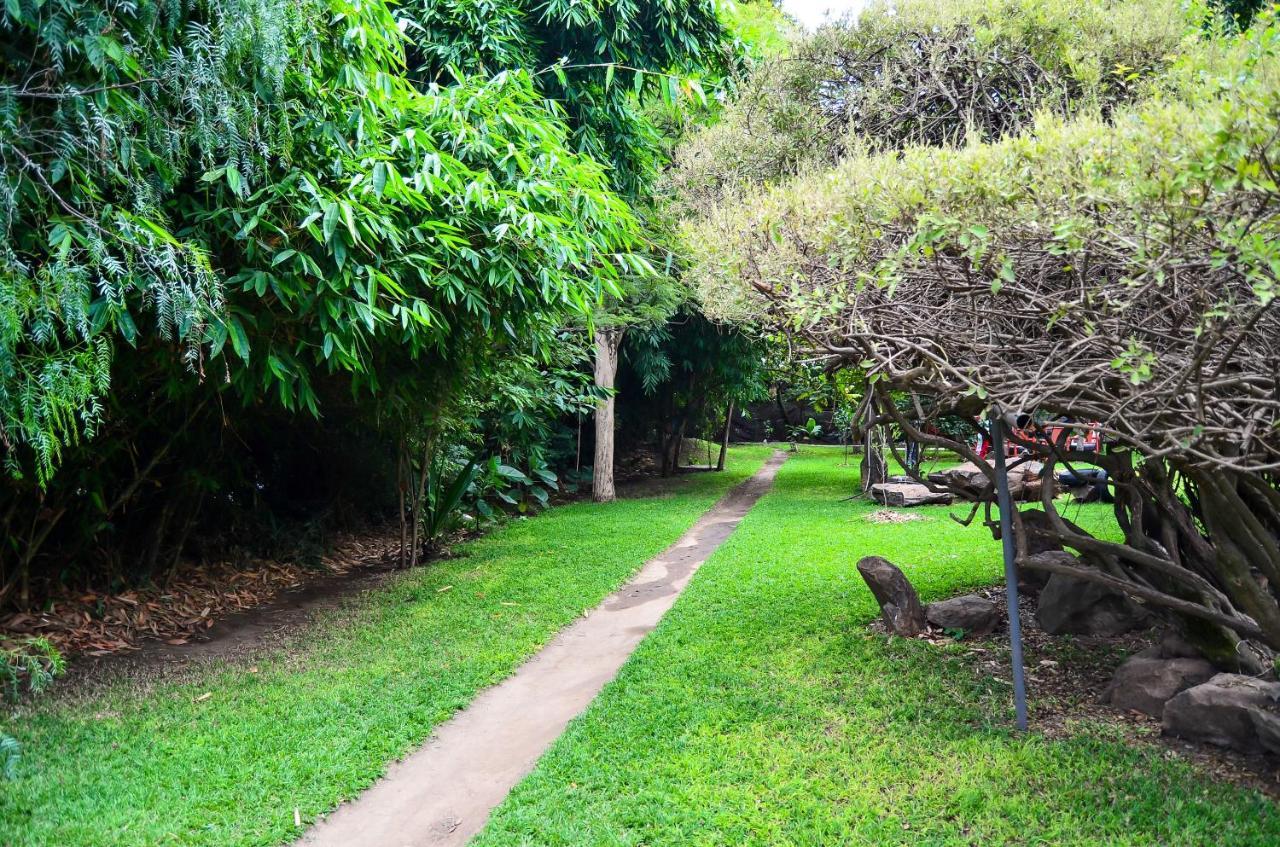 Merinja Guest House Naivasha Esterno foto